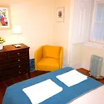 Apartment Flores Terrace Lisbon