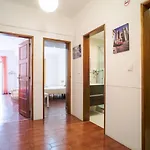 Flores Terrace Апартаменты