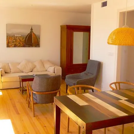 Flores Terrace דירה *