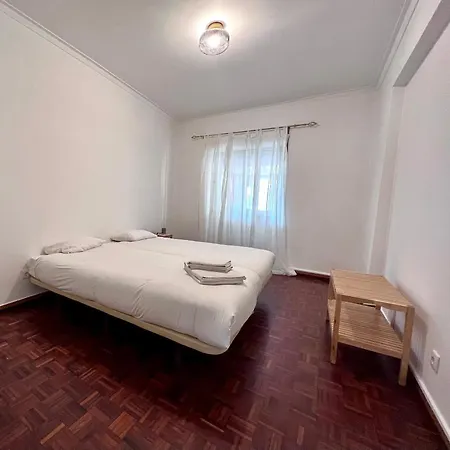 Flores Terrace דירה ליסבון
