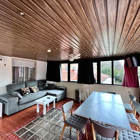 Flores Terrace * ליסבון