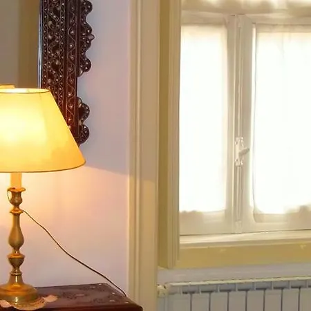 Flores Terrace Lisbon