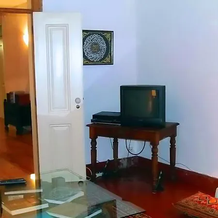Apartment Flores Terrace Lisbon