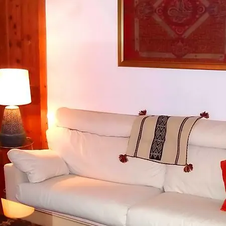 Flores Terrace