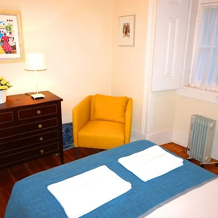 Apartment Flores Terrace Lisbon
