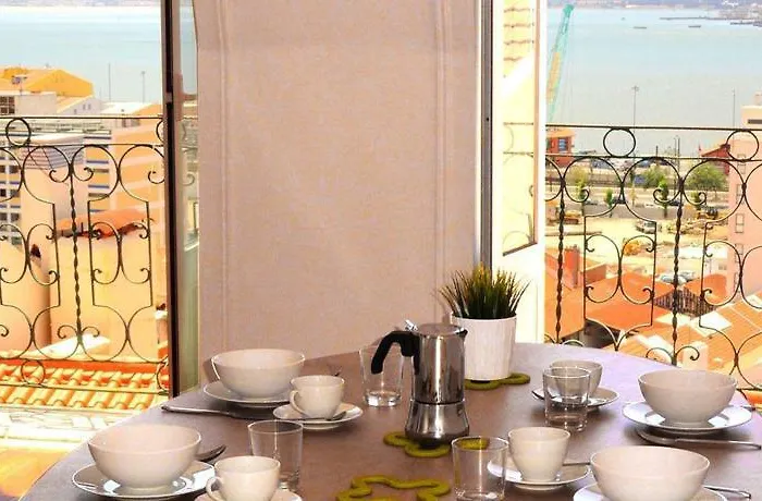 Flores Terrace Lägenhet Lisboa