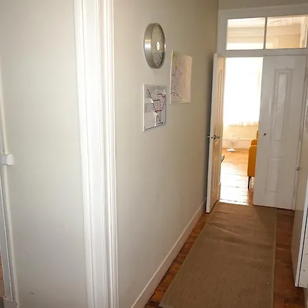 Flores Terrace Apartman *